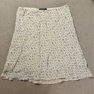 Brandy Melville White & Blue Floral Skirt